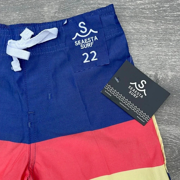 Seaesta Kid's Boardshorts, size 22 - Picture 4 of 9